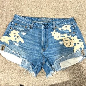 American Eagle High-Rise Festival Shortie